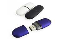 Πλαστικά 32GB 3,0 μαύρο χρώμα keychain USB με το προσαρμοσμένο λογότυπο και συσκευασία από παρουσιάζουν εμπορικό σήμα ζωής