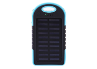Μπλε αδιάβροχος ηλιακός φορτιστής για το αρρενωπό τηλέφωνο 4000mAh με οδηγημένο το 5pcs φως